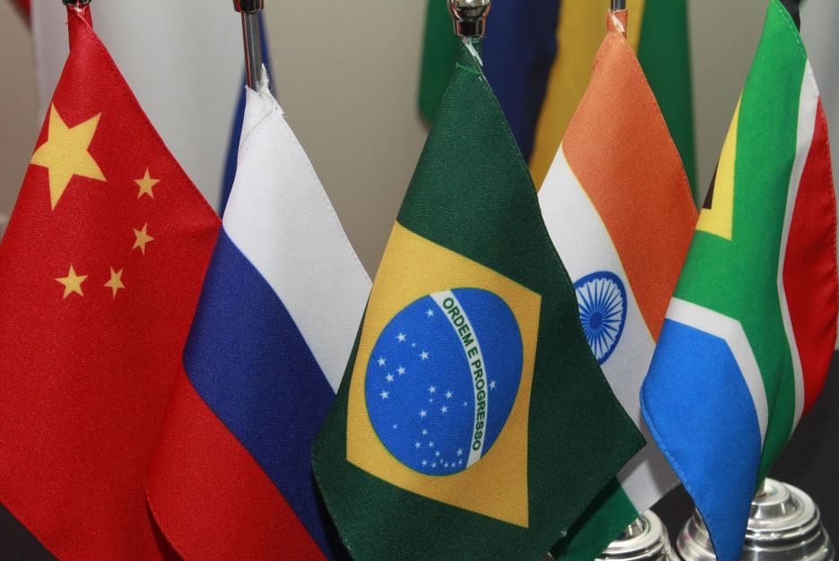 Brasil pautará meios de pagamento no Brics apesar de ameaças de Trump