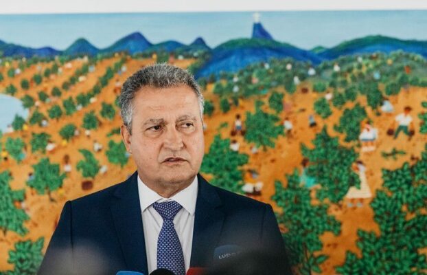 Rui Costa diz que governo busca “intervenções” para baratear alimentos