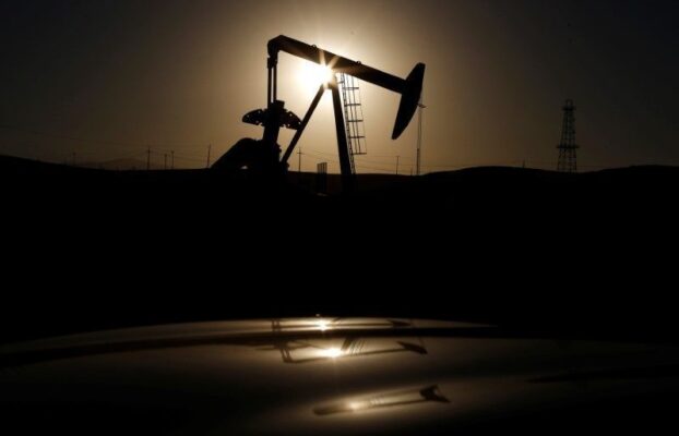 Petróleo fecha em queda com possibilidade de acordo nuclear com Irã