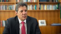 Haddad diz que não cabe a ele responder críticas de Kassab