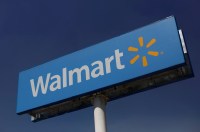 Walmart prevê crescimento lento em 2025 - e isso é um mau sinal aos EUA