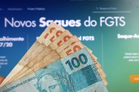 FGTS: governo deve anunciar mudanças no saque-aniversário nesta terça (25)