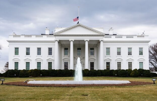 Dados de emprego mostram necessidade de políticas de Trump, diz Casa Branca