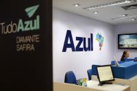 Azul registra lucro líquido ajustado de R$ 62,4 mi no 4º tri