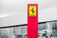 Ferrari concorda em recomprar 300 mi de euros em ações em posse da Exor