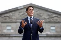 Tarifas sobre Canadá elevarão preços de produtos nos EUA, diz Trudeau