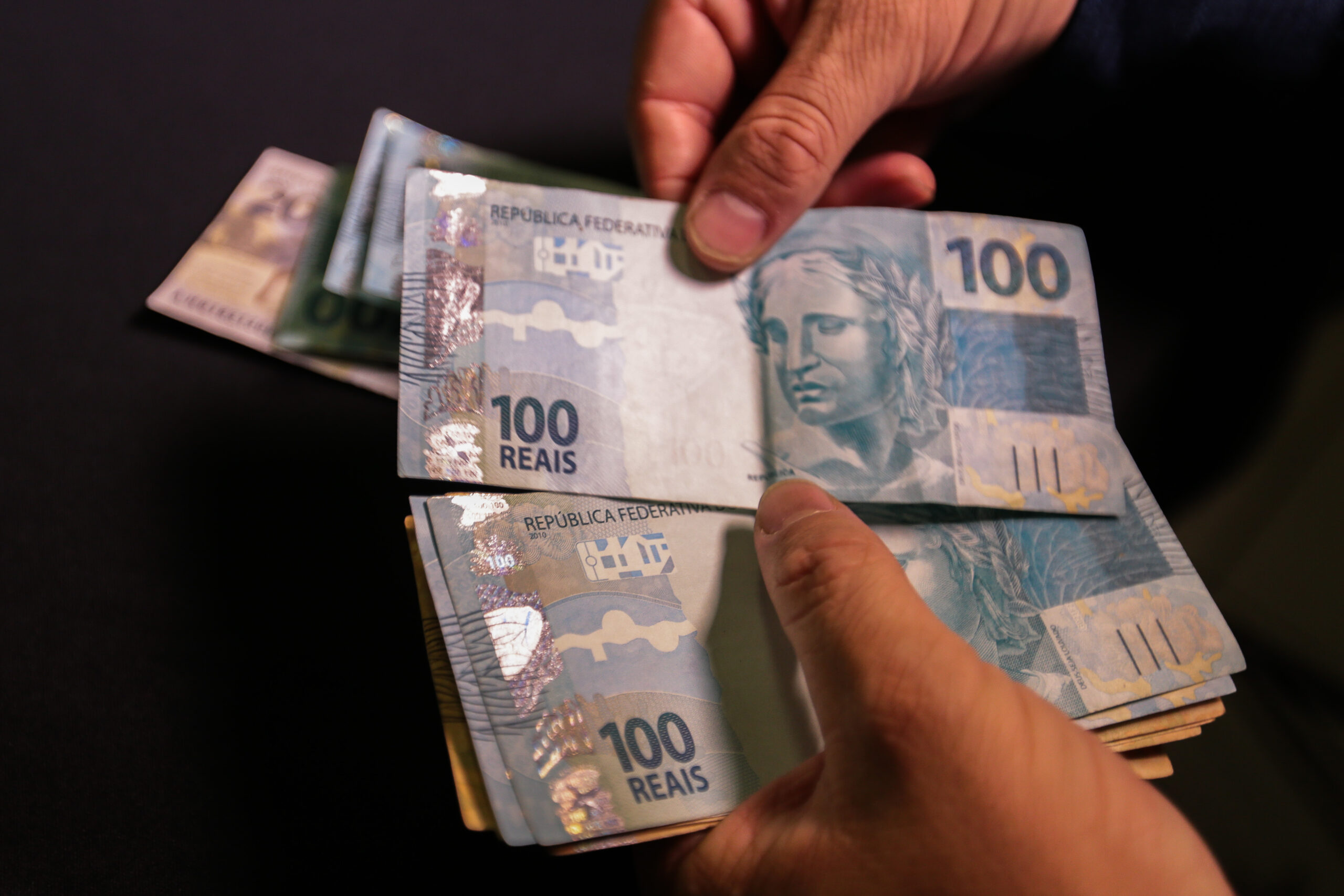 Empresas captam R$ 43,1 bi em janeiro no Brasil, diz Anbima