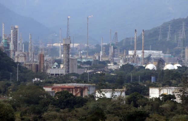 Indústria química encerra 2024 com 2º maior déficit da história