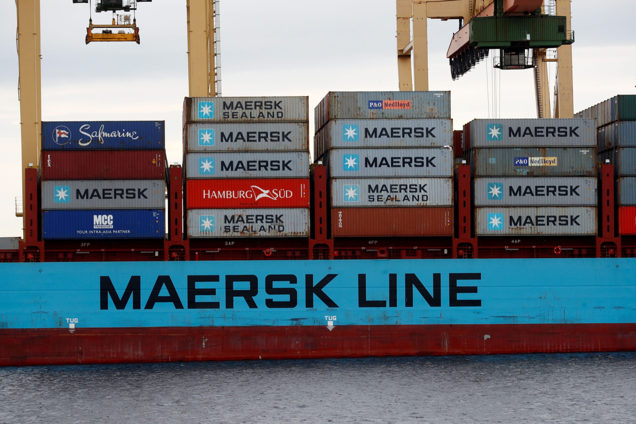 Maersk reverte prejuízo e tem lucro de US$ 2,085 bi no 4º tri