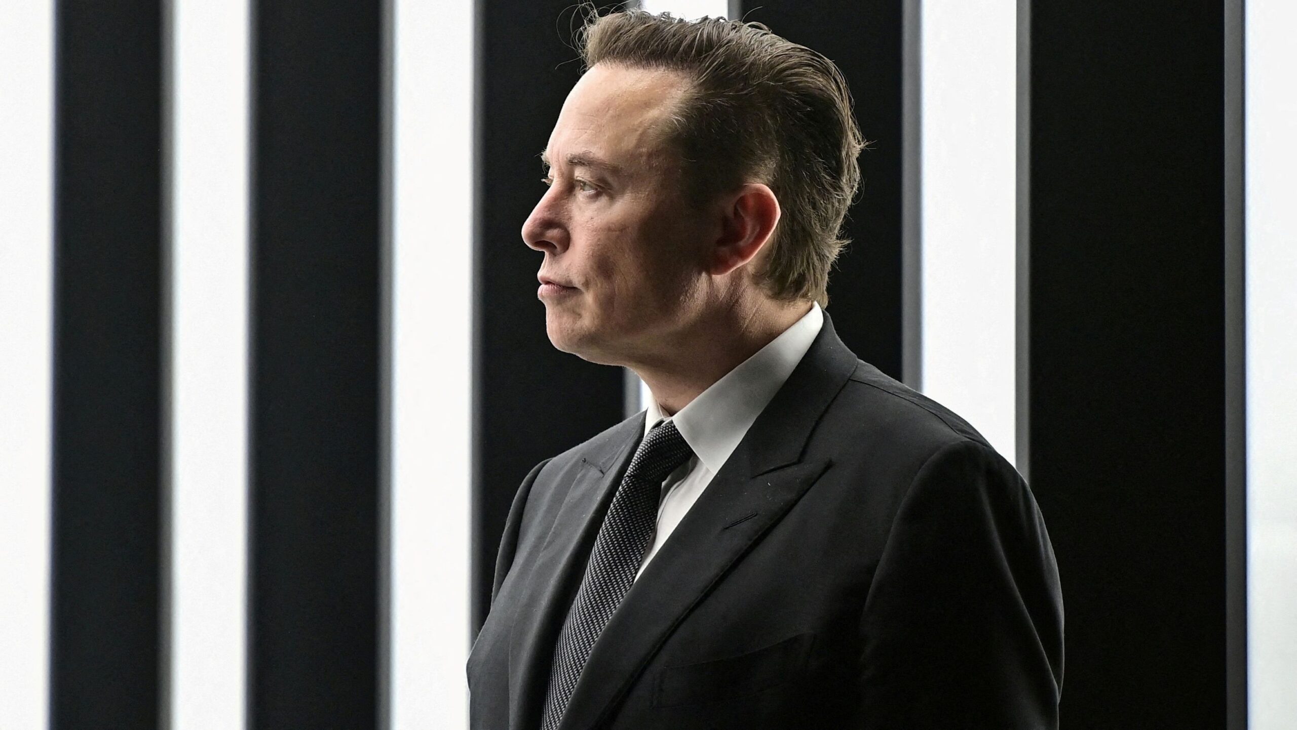 Conselho da OpenAI rejeita oferta de US$ 97 bi liderada por Elon Musk