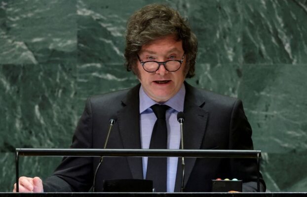 Milei afirma que Argentina vai suspender controle cambial a partir de 2026