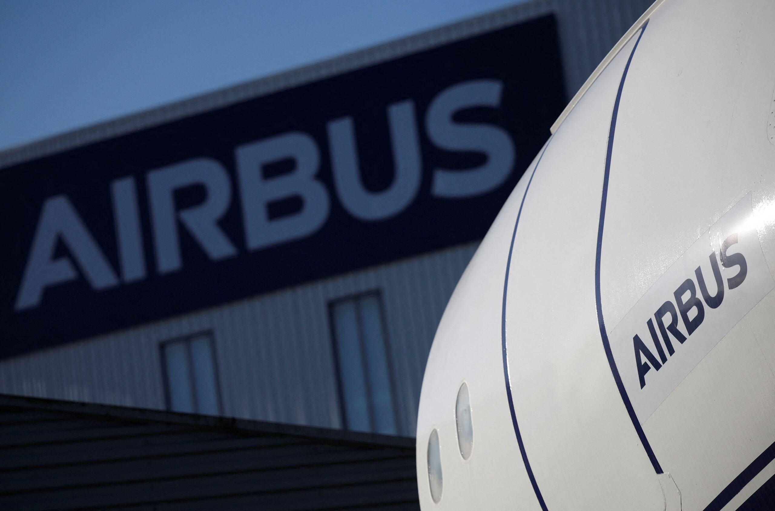 Airbus supera expectativas de lucro e receita no 4º tri