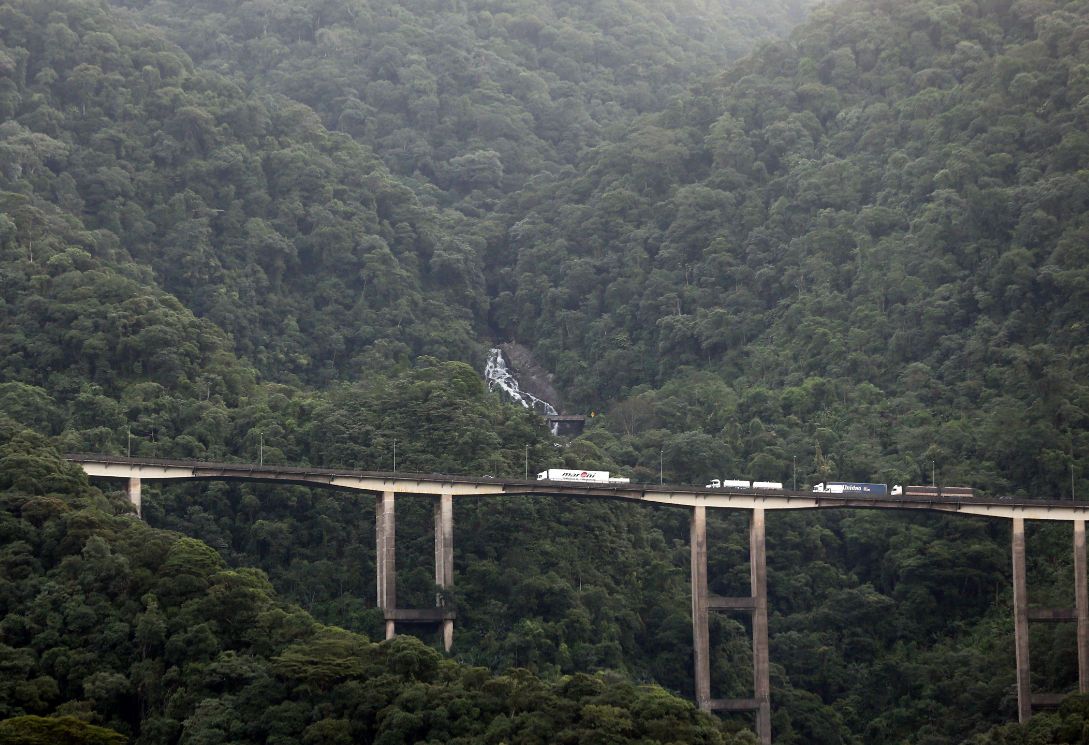 Ecorodovias assina acordo com ANTT e TCU para relicitação da BR-101