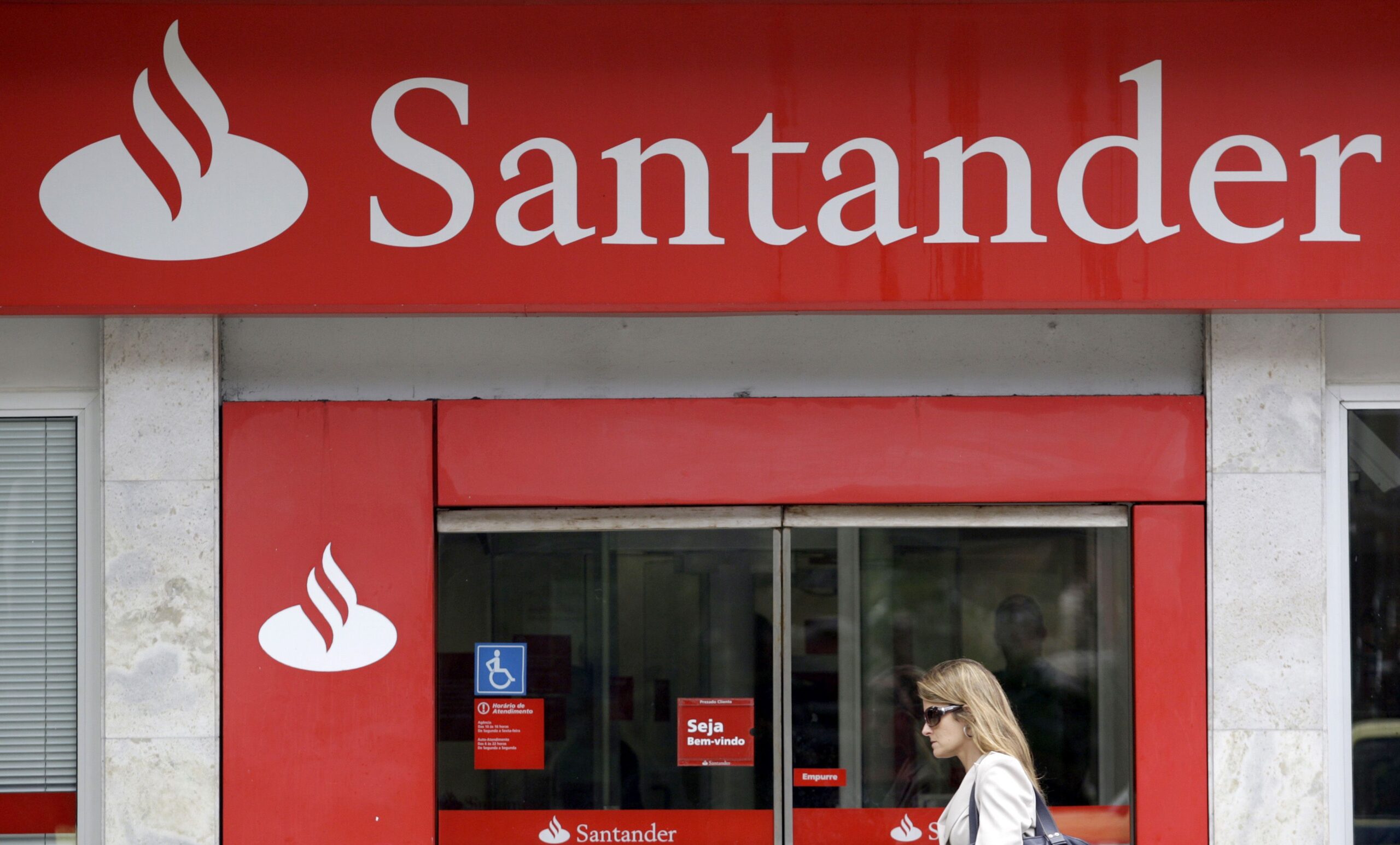 Santander Brasil alcança R$ 100 bilhões em previdência privada