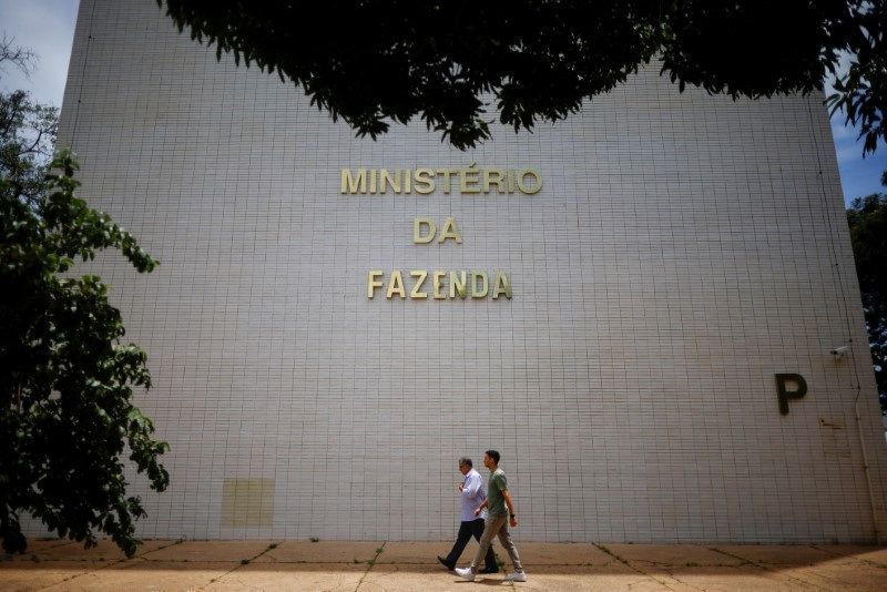 Fazenda revisa cálculo e isenção do IR deve ficar R$ 10 bilhões mais barata