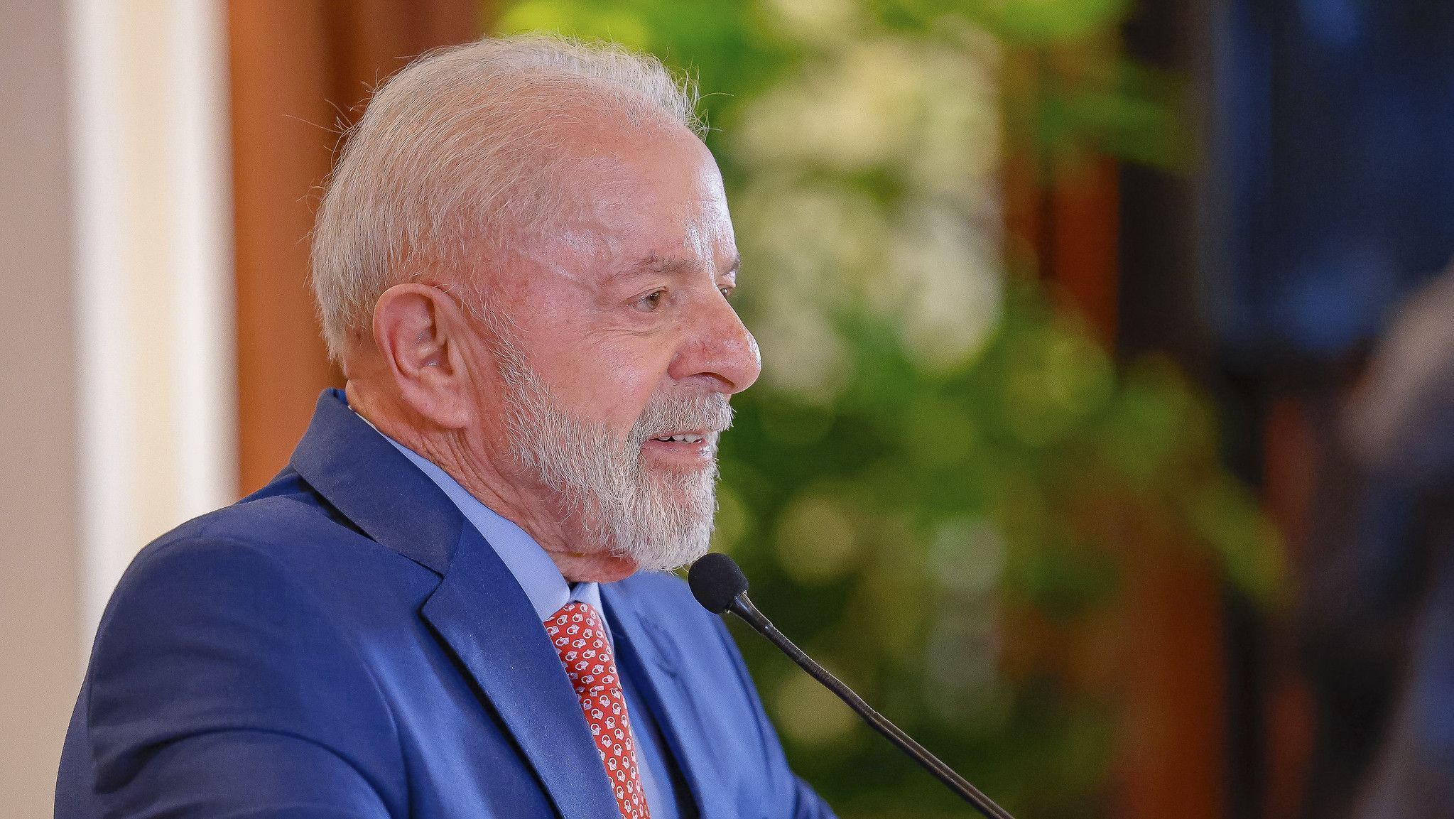 Lula diz não ter preferência entre EUA e China: “Eu quero vender e comprar“