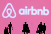 Airbnb vê queda de estrangeiros entrando nos EUA após tarifas de Trump