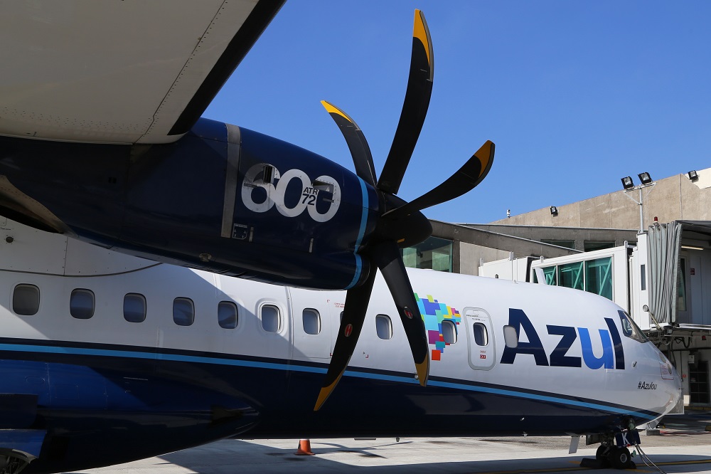 Azul tem prejuízo líquido ajustado de R$1,82 bi no 1º tri