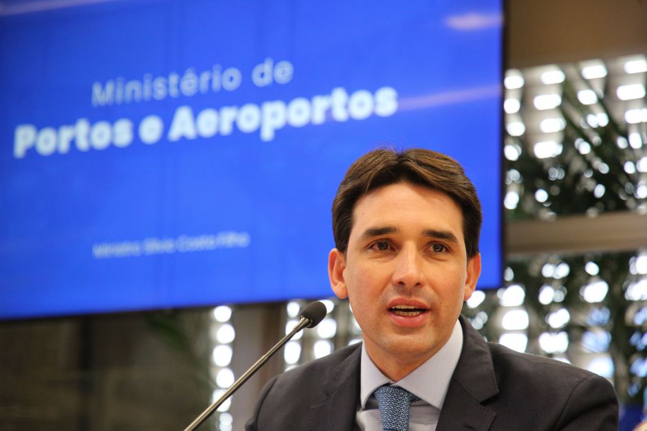 Empresas chinesas vão participar de leilão do túnel de Santos, diz ministro