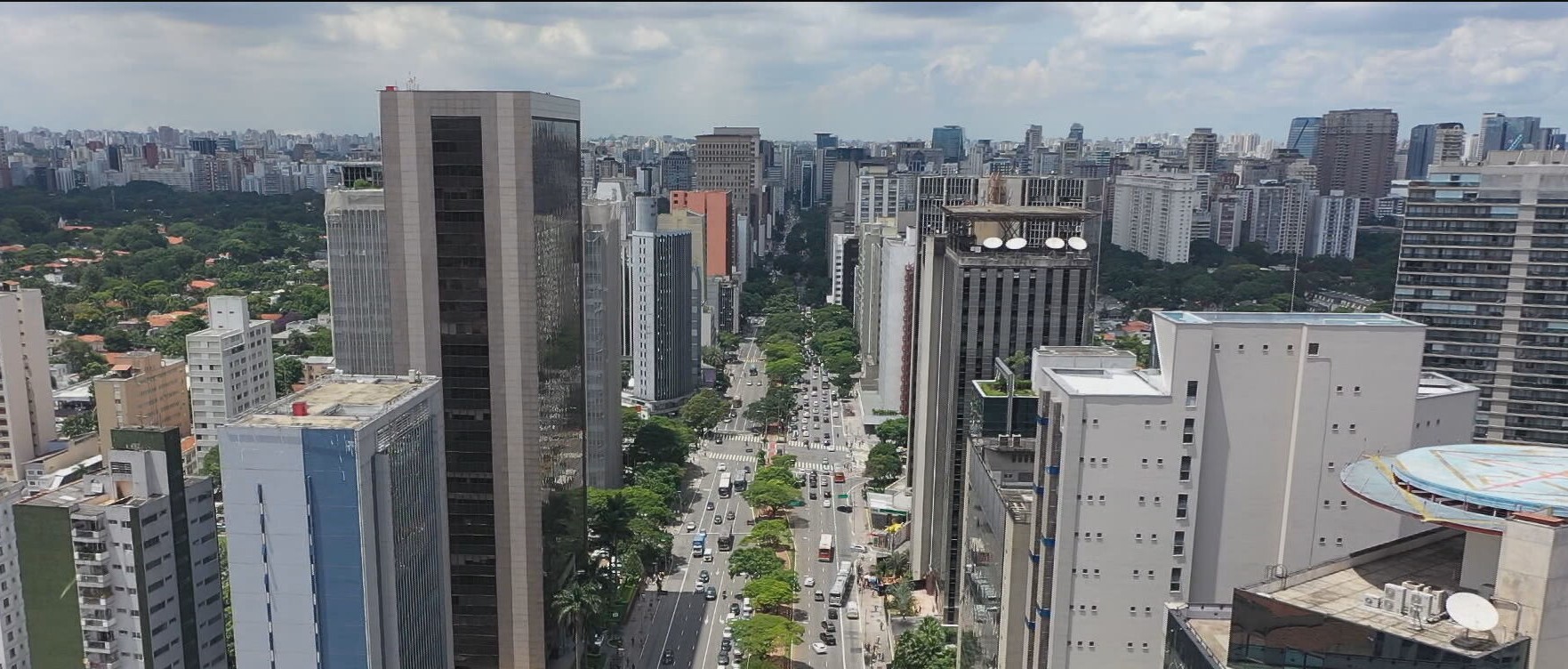 Aluguel residencial sobe 0,79% em abril, após queda em março, diz FGV