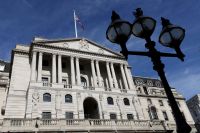 Banco da Inglaterra corta juros para 4,25% e vê impacto de tarifas