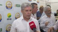 Agricultura do Brasil é saída para países em guerra tarifária, diz ministro