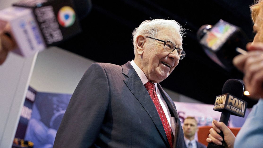 Buffett: Tarifa gera impacto adverso na maioria, senão em todos os negócios