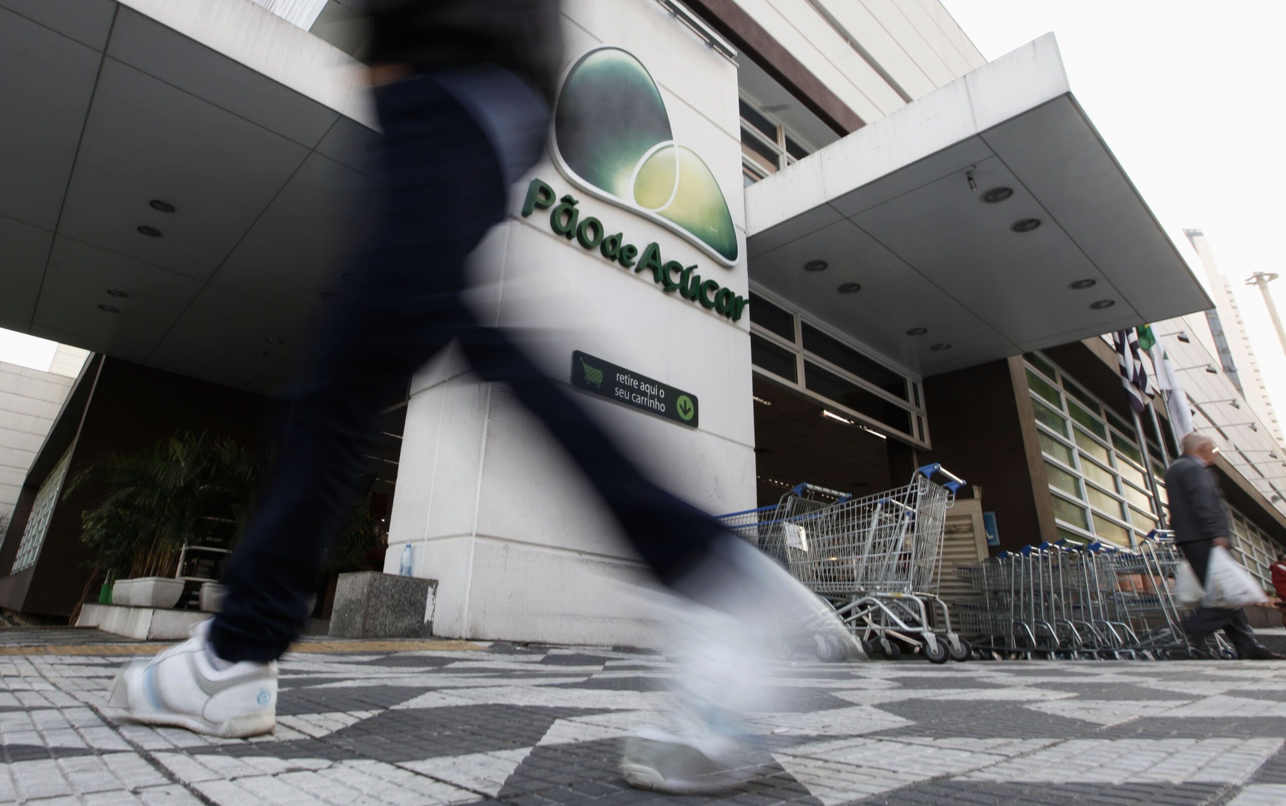 GPA reduz prejuízo em 77% no 1º tri, somando R$ 93 milhões