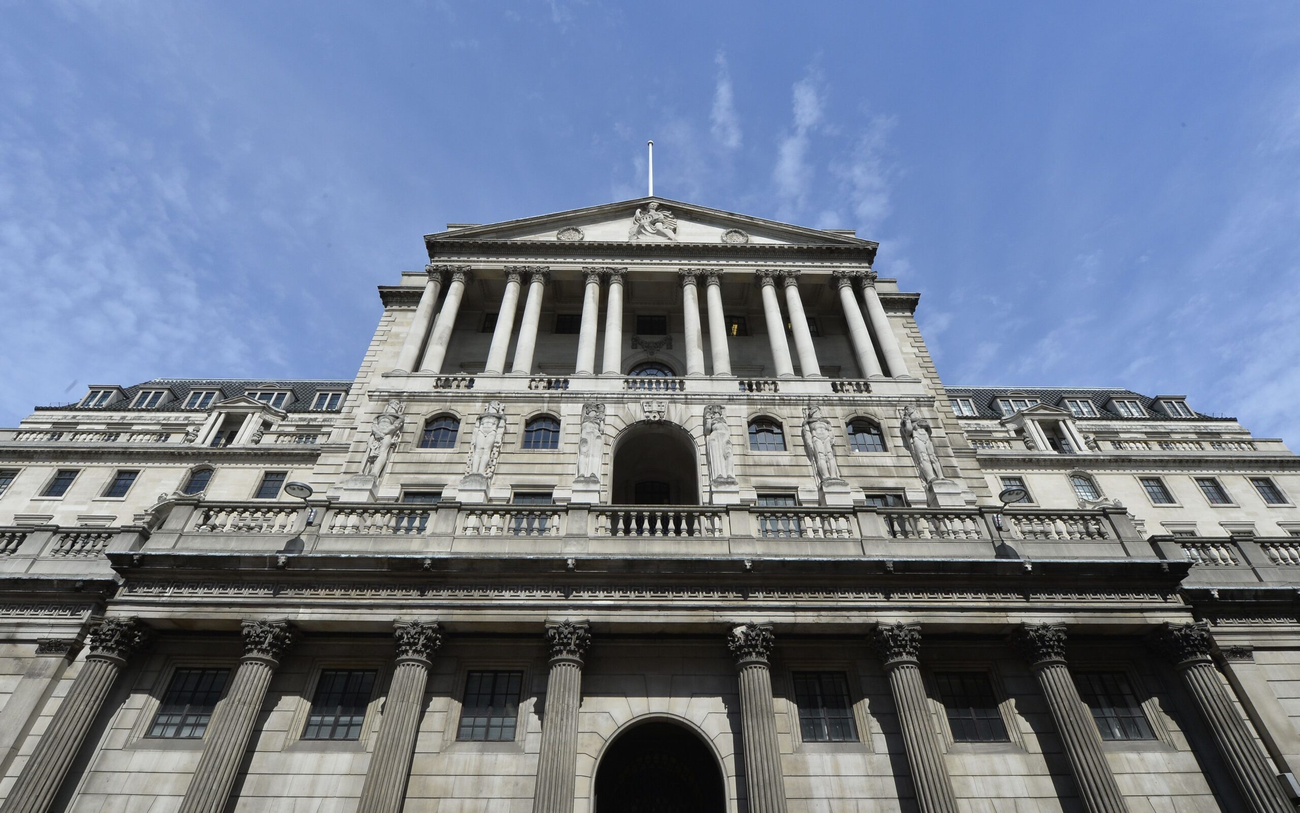Acordo com EUA é positivo, mas tarifas seguem mais altas, diz BC britânico