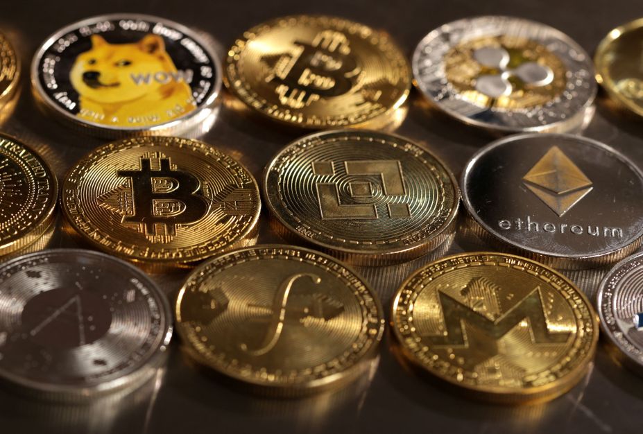 Criptomoedas: bitcoin sobe e caminha para marca de US$ 100 mil