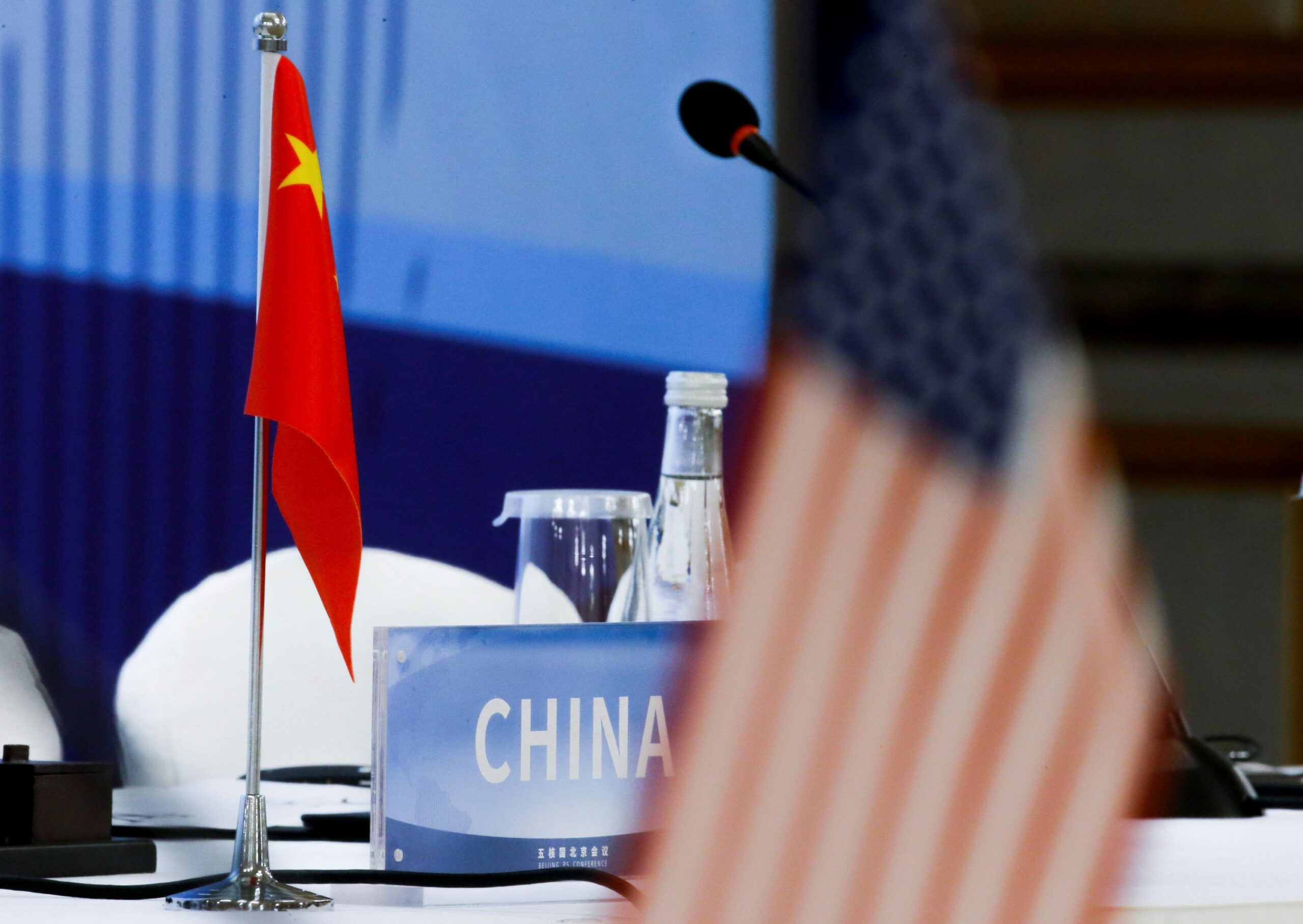 Tarifas: EUA e China se encontram em Genebra para negociações