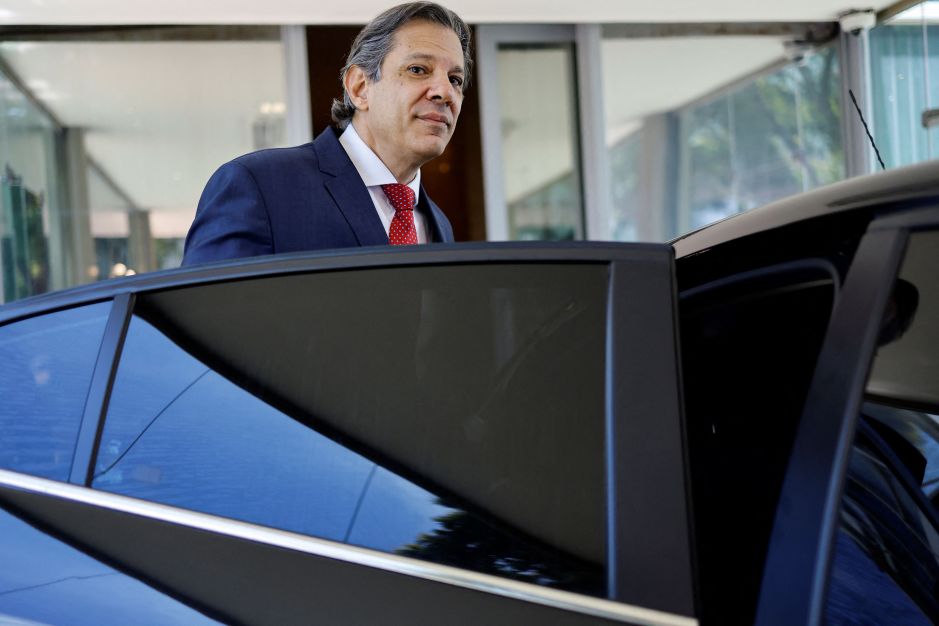 Haddad inicia viagem aos EUA para divulgar plano nacional de data centers