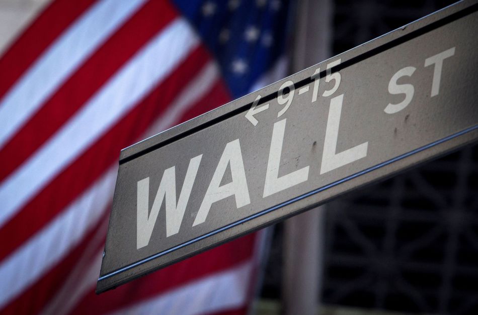 Wall Street cai, com alta dos rendimentos dos Treasuries em foco